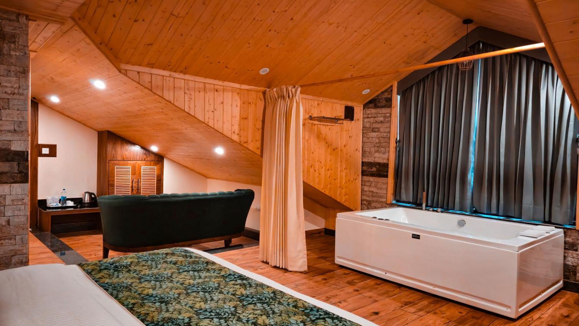 ホテル Nazaara - A Luxe Retreat Manāli エクステリア 写真